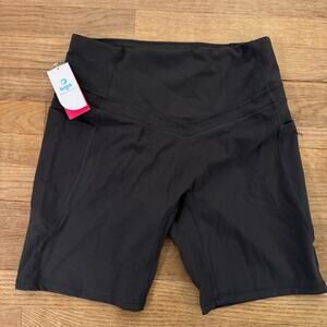 NWT iuga gray athletic activewear bike shorts size large L b40